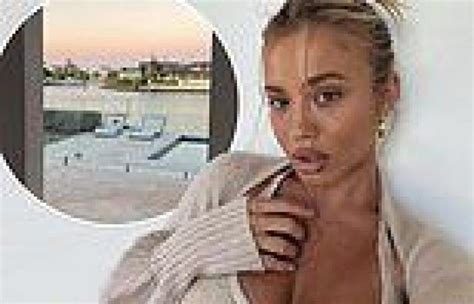 Tammy Hembrow Gives Fans A Tour Inside Her 2 88million Waterfront Mansion On