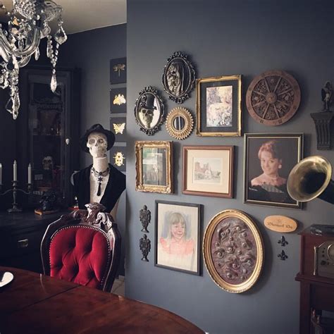 Victorian Gothic Dining Room With Gallery Wall Suzyhomemakeruk