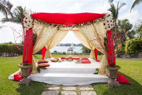 Indian Wedding At Atlantis In The Bahamas Perfect Destination For An