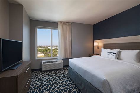 Towneplace Suites By Marriott San Diego Airportliberty Station San