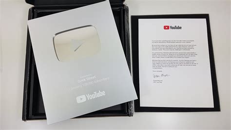 Unboxing 100k Subscriber Silver Award Youtube