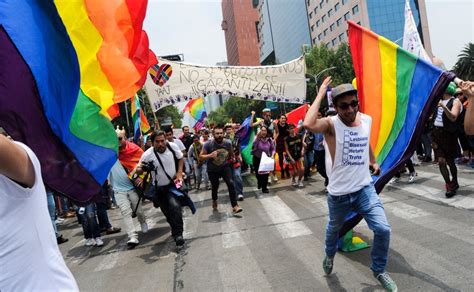 A Qué Hora Es La Marcha Gay O Lgbt En Cdmx Sábado 29 De Junio 2019