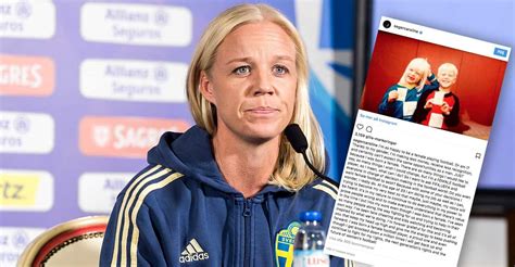 Hon har sedan 2005 även haft en fast plats i sveriges landslag, där hon sedan 2009 är lagkapten. Caroline Seger: "Vill ni ens att damfotboll ska finnas ...