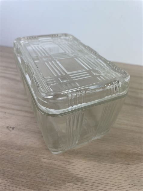 Hazel Atlas Glass Refrigerator Container Dish Criss Cross With Lid