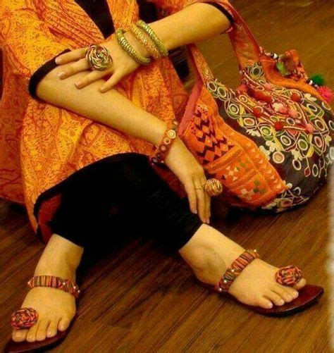 Pin By Esha Khan On Deautiful Dpzzzz Fashion Girls Dpz Beautiful Feet