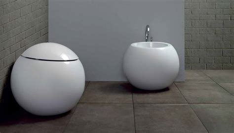 Ceramic Spherical Toilet Vase With Ground Discharge Fanna