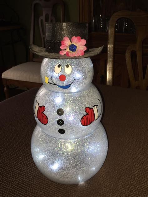 Snowman Made From 3 Different Sized Fish Bowls Homemade Christmas