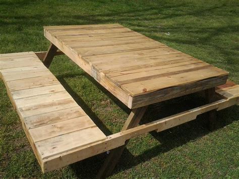 Custom Built Pallet Picnic Table Made 100 Out Of Re Purposed Pallet