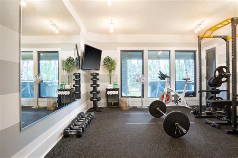 25 Real Home Gyms Thatll Will Make You Want To Workout