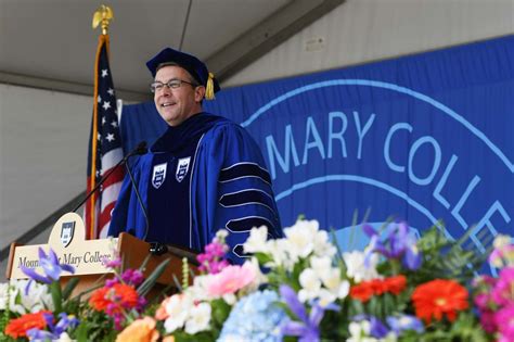 600 Receive Degrees At Mount Saint Mary College Commencement Mount Saint Mary College