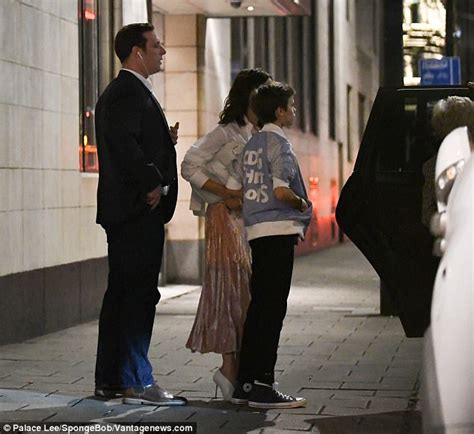 Victoria Beckham Heads To Dinner Straight From Paris Trip Daily Mail