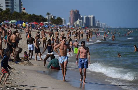 Miami Cops Arrest More Than Revelers During Wild Spring Break Weekend As Florida Mayor Warns