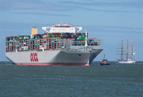 Riesen Der Meere Die Größten Containerschiffe Der Welt Manager Magazin