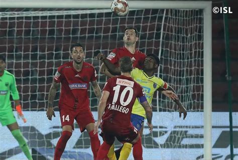 Northeast Kerala Play Out Goalless Draw In Isl News Live