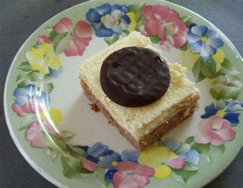 The ultimate vegan victoria sponge. Soft Cake Schnitten - Rezept - ichkoche.at