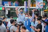 蔣萬安與北市議員小雞站路口拜票 再批民進黨「這件事」 - 匯流新聞網
