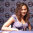 File:Angel Coulby at Comic Con France 2010 - P1440209.jpg - Wikimedia ...