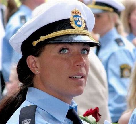 10 Most Attractive Women Police Forces In The World