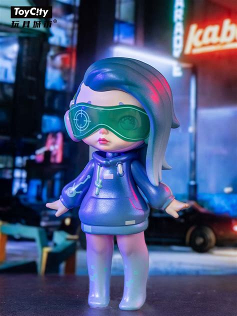 Toycity Laura Capsule Cyberpunk Series Blind Box Mr Surprise