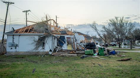 Powerful Tornado Strikes New Orleans Killing One