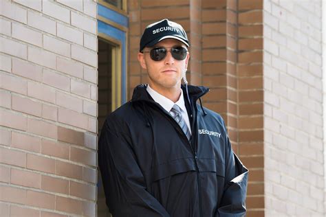 Why Private Security Guards Are The 1 Necessity For Banks