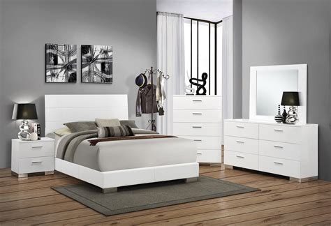 Coaster Felicity Piece Panel Bedroom Set In Glossy White