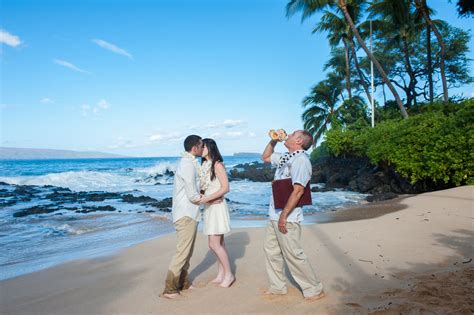Aloha Love Elopement Package Beach Weddings And Elopements Of Hawaii