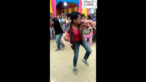 Beautiful Girl Dance In Nepali Song Youtube