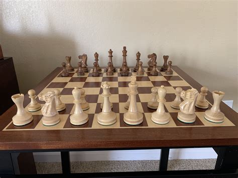 4 Grandmaster Series Chess Pieces Acacia