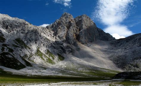 Tyrol austria, or tirol as it is spelled in german, is one of the top austrian tourism cutting through tyrol austria are a series of rivers and valleys that help to define the. Tyrol ( Tirol ). A voyage to Tyrol, Austria ( Österreich ...