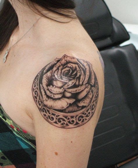 Image Detail For 30 Beautiful Shoulder Tattoos For Women Slodive