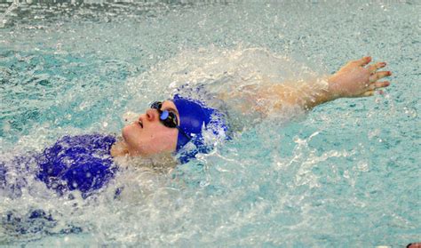 Hs Swimming Brooke Cloutier Lewiston Girls Place Second At Kvacs