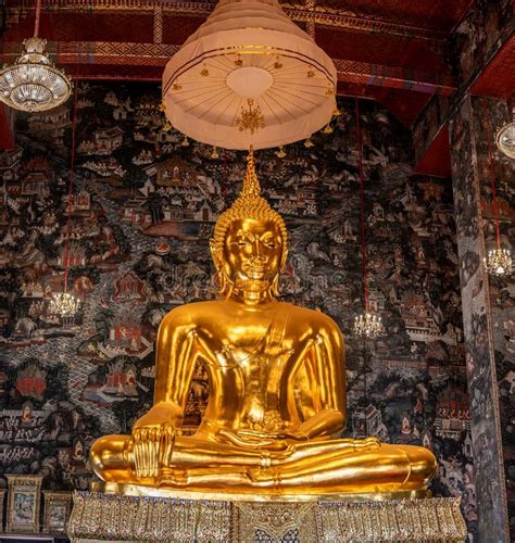 Close Up Of Golden Buddha Sculpture In Temple Golden Buddha Statue