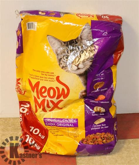 Biologically appropriate food for cats pet food choices seem to increase in number by the day. Best Cat Food 2021 | Christmas Day 2020