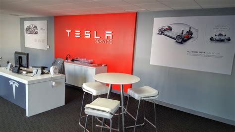 Tesla Owners Can Soon Request Service From The Tesla App Teslarocks