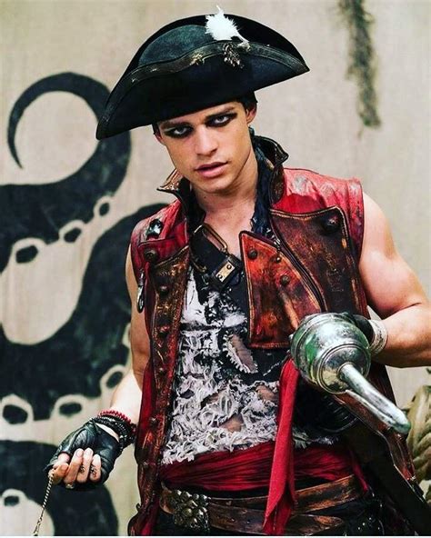 Happy B Day Thomas Doherty Harry Hook Disney Descendants Amino