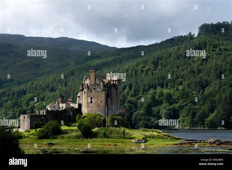 Castillo de Eilean Donan es uno de los más reconocidos castillos de