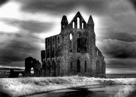Whitby Abbey Whitby North Yorks Setting For Bram Stokers Dracula