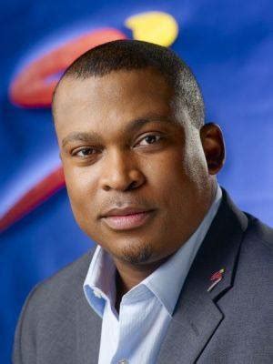 Robert marawa is a south african television and radio personality. SuperSport Fires Robert Marawa After "Sexual Harassment ...