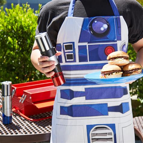 Barbecue In Full Force Star Wars R2 D2 Apron And Lightsaber Salt