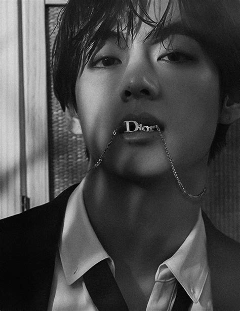 Pin By Naerixx On My Favorite Pics On Pintrest Taehyung Bts