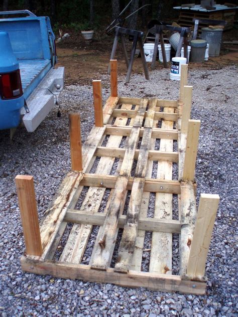 How to build a chicken coop. DIY Pallet Chicken Coop | The Owner-Builder Network