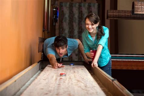 Shuffleboard Rules Indoor And Outdoor Game Basics