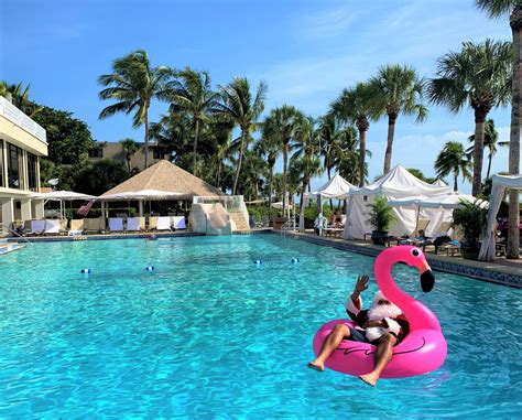 2021 Sundial Holiday Happenings Sundial Resort Sanibel Island Fl