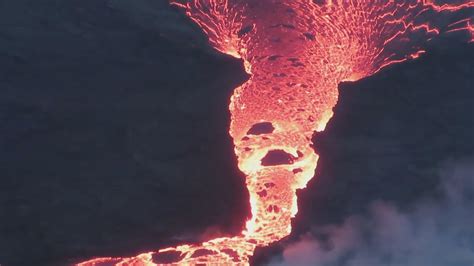 Video Kilauea Volcano Eruption Update