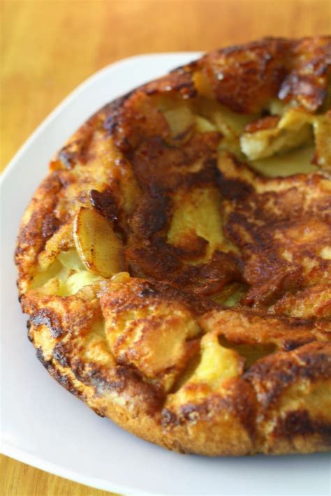 Making Mamas Kitchen Baked Apple Pancakes