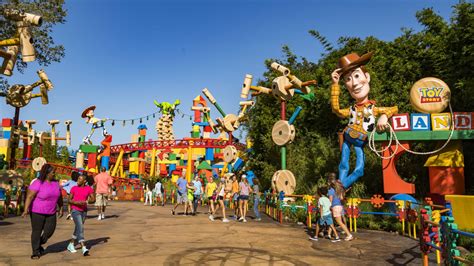 Inside Toy Story Land At Disneys Hollywood Studios In Orlando