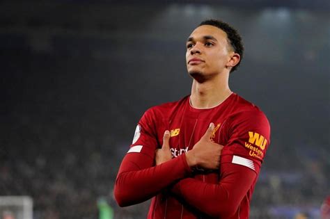 منتخب إنجلترا حقق فوزا ثمينا على على مضيفه منتخب ألبانيا بهدفين دون مقابل، فى. ألكساندر أرنولد مشواره وتاريخه داخل المستطيل الأخضر | عرب نيوز | arb news