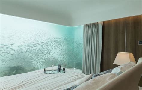 Europe S First Underwater Restaurant Opens Underwater Bedroom Floating House Bedroom Views