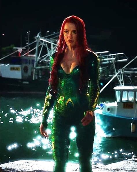 Pin De Christopher Dougherty Em Amber Heard Atrizes Aquaman Filmes